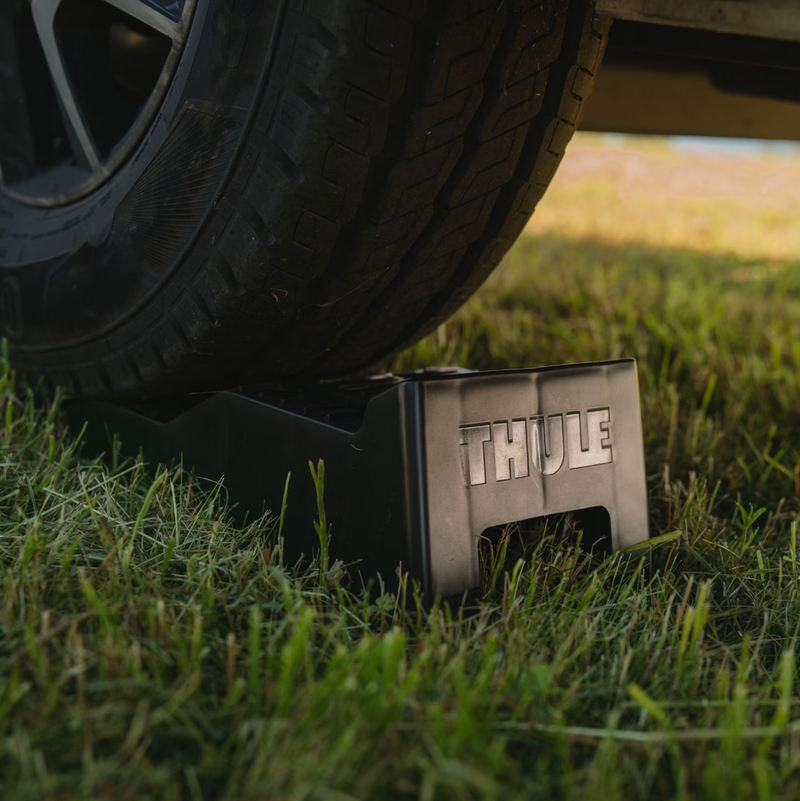 Thule Park Levelers Pair Blk Includes Bag - 307617