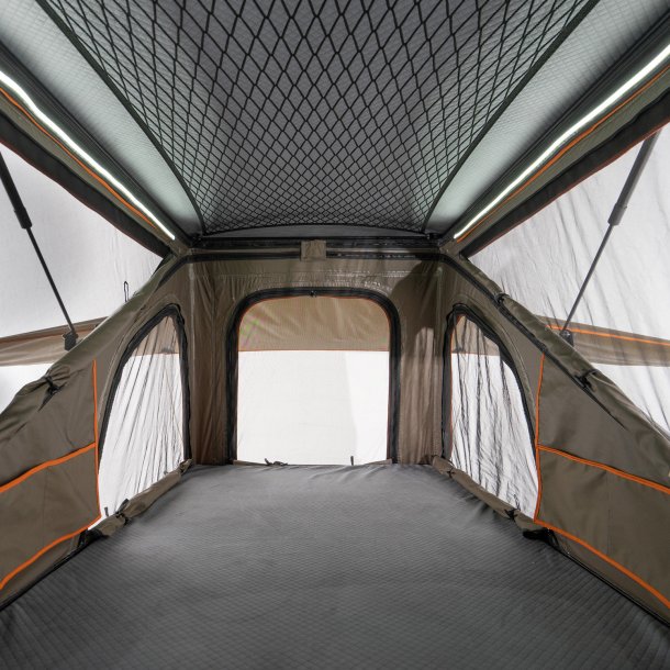 Darche Ridgeback Highrize Medium Roof Top Tent (T050801566)