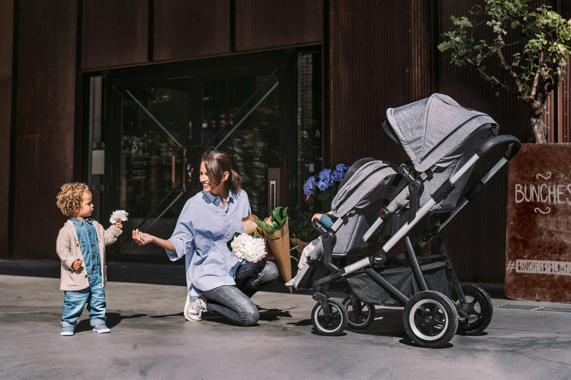 Thule Sleek Stroller Black on Black 11000017AU