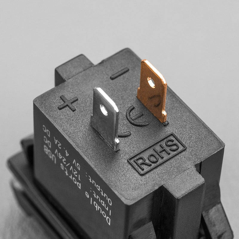 Stedi Dual USB 4x4 Volt Meter Gauge Monitor - DUALUSB-VLT-ROCKER